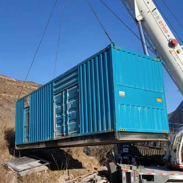 大城发电机的发电效率受多种因素影响，主要包括以下几个方面：