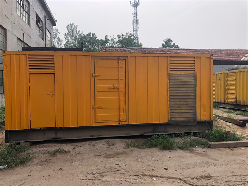 大城柴油发电机如何判断新机油是否已经完全充满机油滤清器？